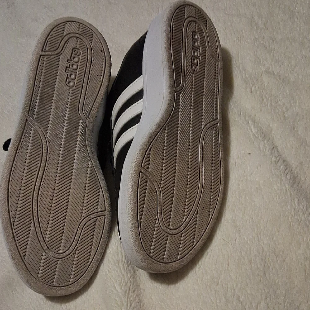Adidas Women's Grand Court 2.0 Shoes - Picture 6 of 6